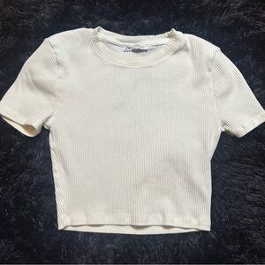 129 Zara Cream Ribbed Women's Baby Tee- Size M